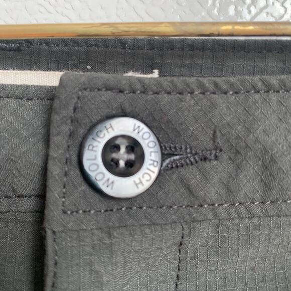 WOOLRICH Women’s Gray Bermuda Shorts / Size: 8 - Picture 3 of 6